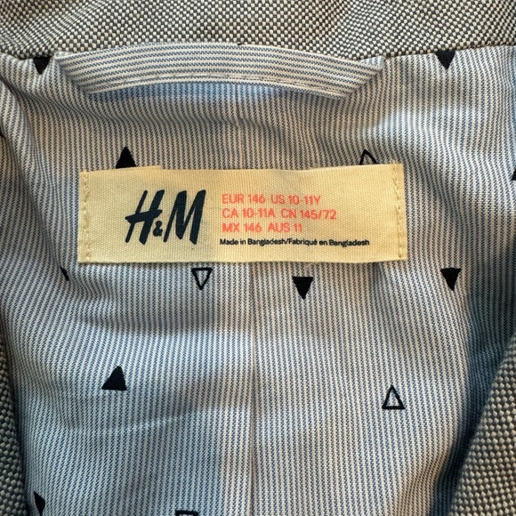 Kid’s Blazer - Picture 2 of 4